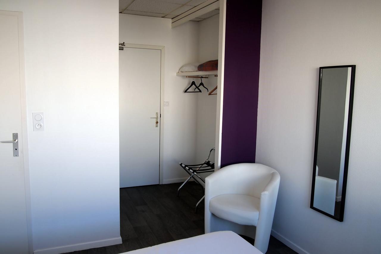 Hotel Le Rohu Séné Eksteriør billede