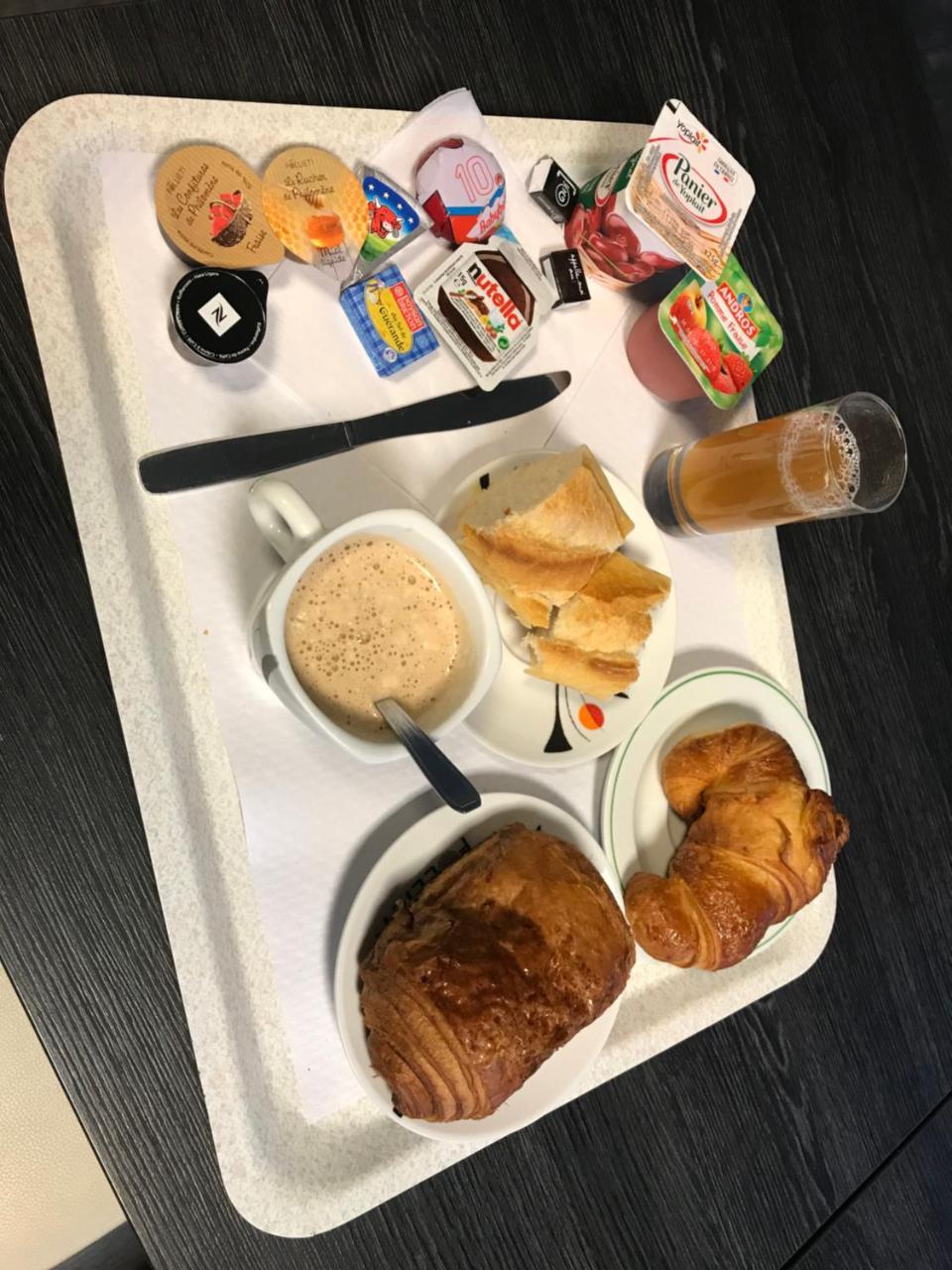 Hotel Le Rohu Séné Eksteriør billede