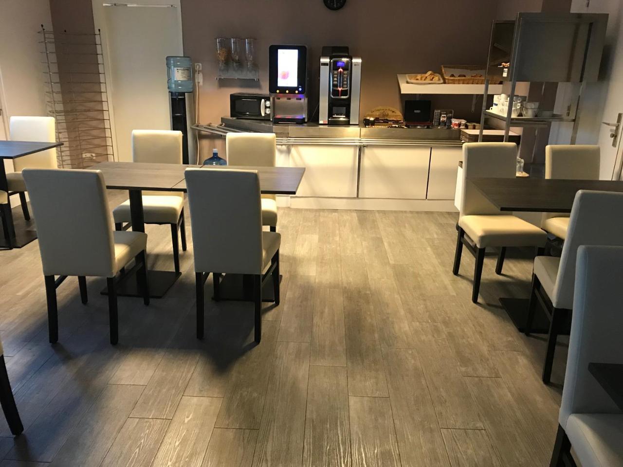 Hotel Le Rohu Séné Eksteriør billede